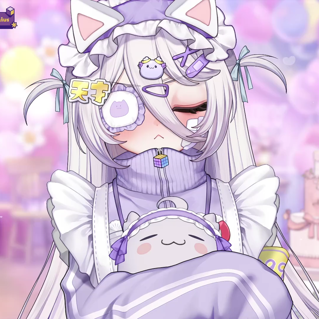 Squeezing Chat Neko